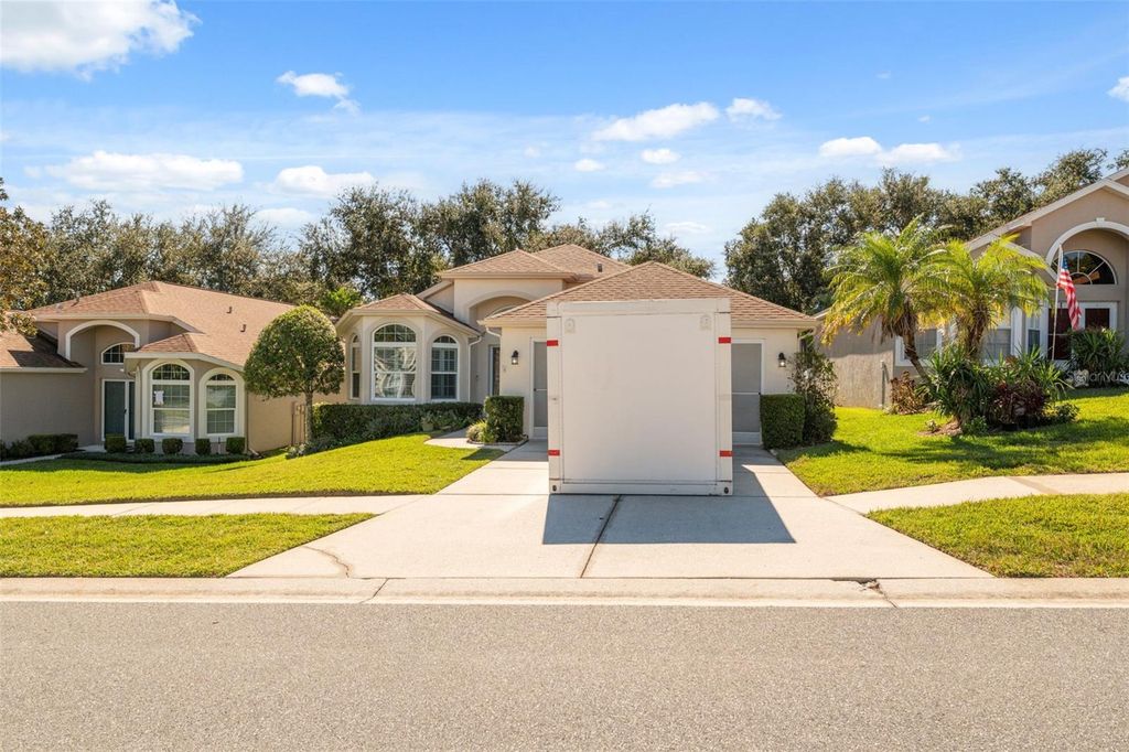 Image 2 of property listing at 283 QUANE AVENUE, Spring Hill, FL 34609