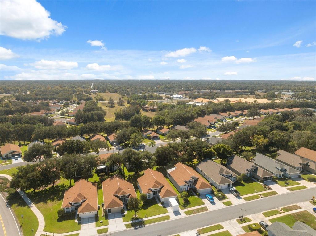 Image 38 of property listing at 283 QUANE AVENUE, Spring Hill, FL 34609