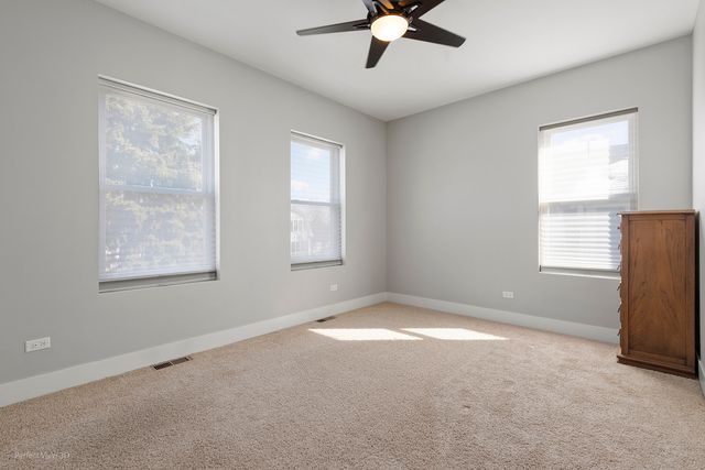 5033 W Winona Street, Chicago, IL 60630