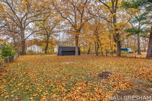 2865 Vandenberg Road, Muskegon, MI 49444