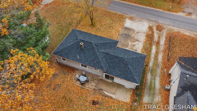 2865 Vandenberg Road, Muskegon, MI 49444