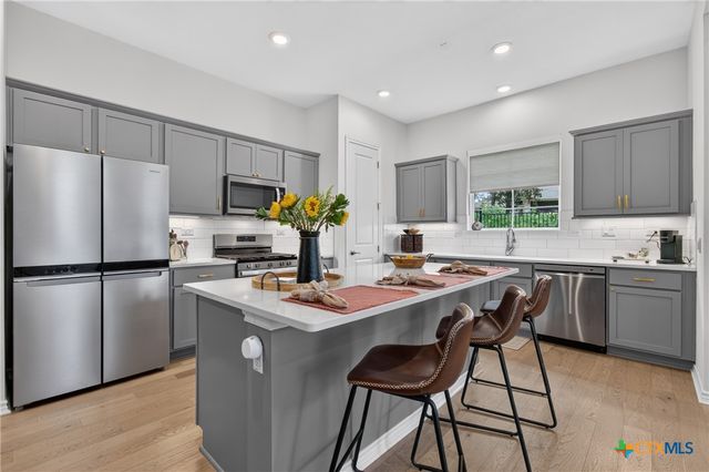 120 Stewart Drive 101, San Marcos, TX 78666