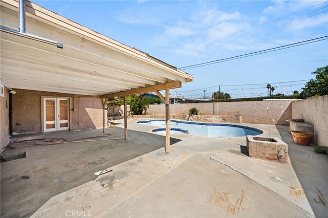 440 N Durrell Avenue, Azusa, CA 91702