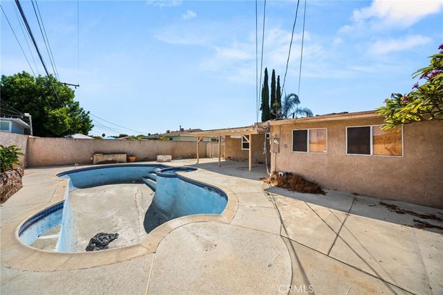 440 N Durrell Avenue, Azusa, CA 91702