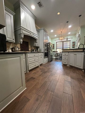 23 whispering Drive, Alexander, AR 72002