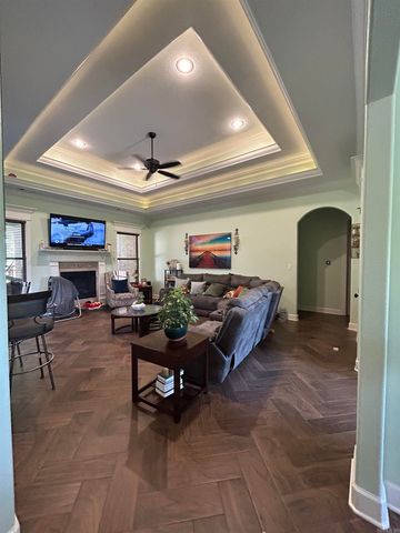 23 whispering Drive, Alexander, AR 72002