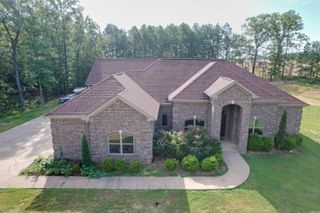 23 whispering Drive, Alexander, AR 72002