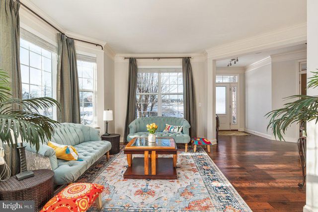 42134 AUTUMN RAIN CIR, Brambleton, VA 20148