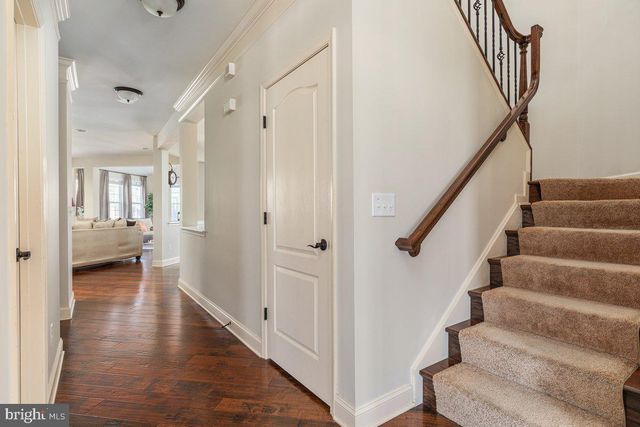 42134 AUTUMN RAIN CIR, Brambleton, VA 20148