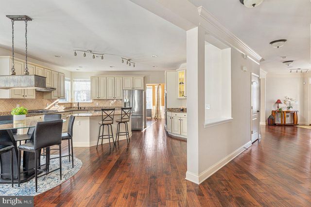 42134 AUTUMN RAIN CIR, Brambleton, VA 20148