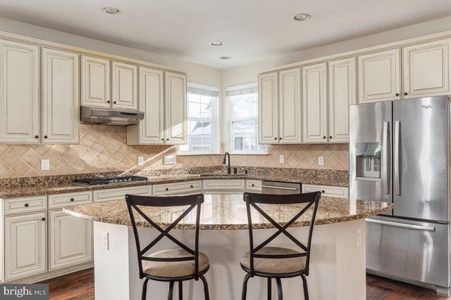 42134 AUTUMN RAIN CIR, Brambleton, VA 20148