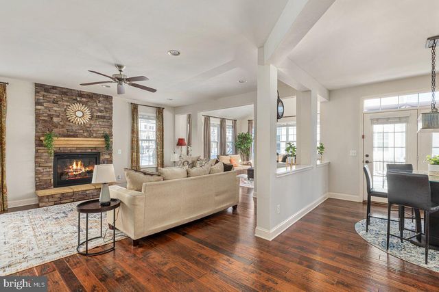 42134 AUTUMN RAIN CIR, Brambleton, VA 20148