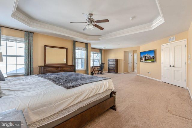 42134 AUTUMN RAIN CIR, Brambleton, VA 20148