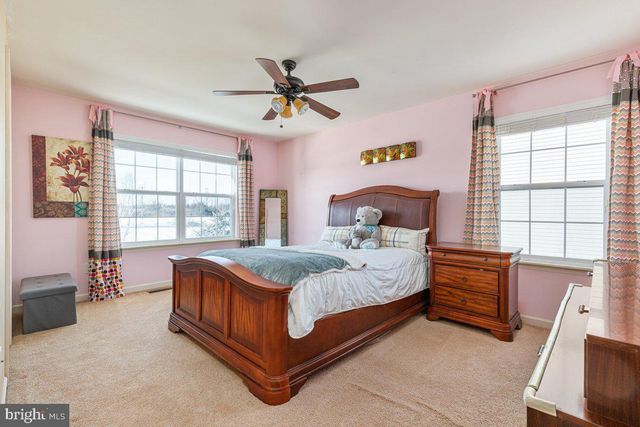 42134 AUTUMN RAIN CIR, Brambleton, VA 20148