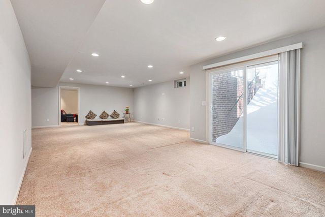 42134 AUTUMN RAIN CIR, Brambleton, VA 20148