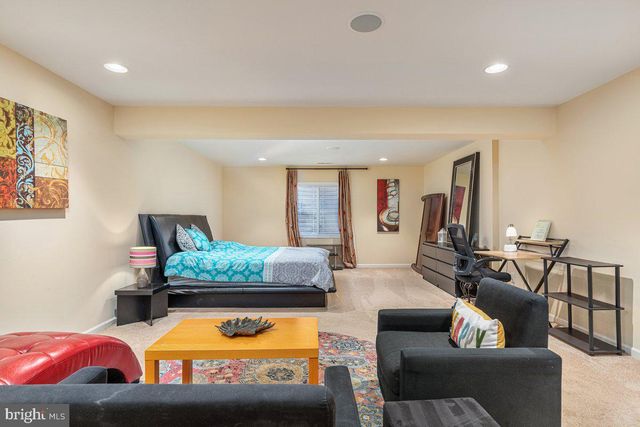 42134 AUTUMN RAIN CIR, Brambleton, VA 20148