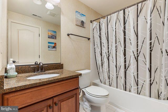 42134 AUTUMN RAIN CIR, Brambleton, VA 20148