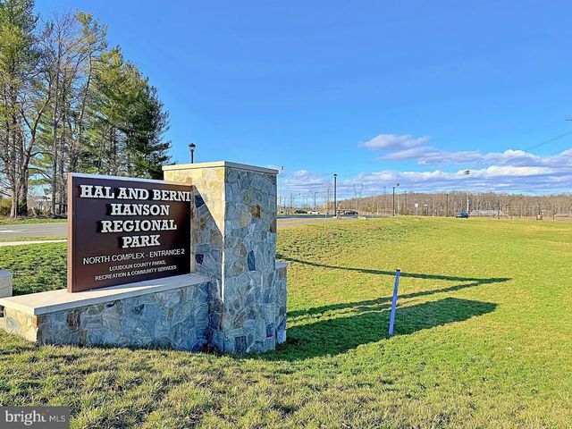 42134 AUTUMN RAIN CIR, Brambleton, VA 20148