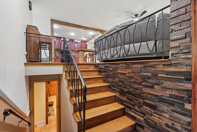 21W640 Maple Avenue, Medinah, IL 60157