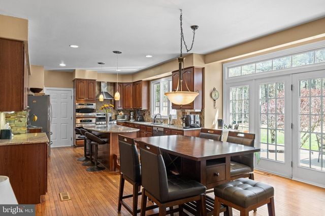 12 WILDERNESS DR, Medford, NJ 08055