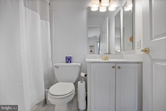 12 WILDERNESS DR, Medford, NJ 08055