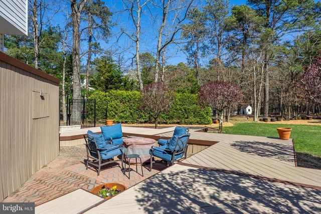 12 WILDERNESS DR, Medford, NJ 08055