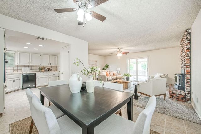 2153 Jenni Avenue, Sanger, CA 93657