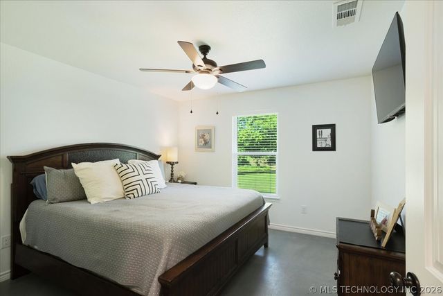 17957 Bridgeview Road, Madill, OK 73446