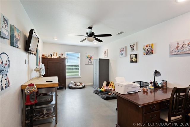 17957 Bridgeview Road, Madill, OK 73446