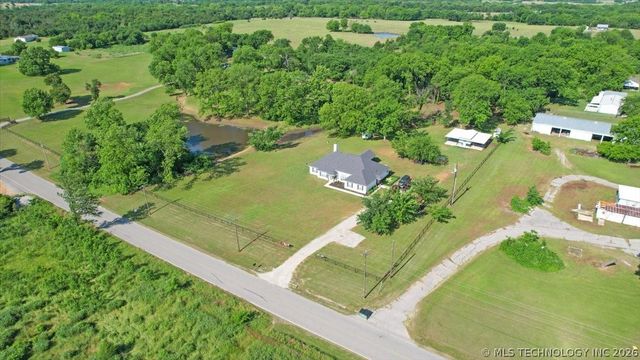 17957 Bridgeview Road, Madill, OK 73446