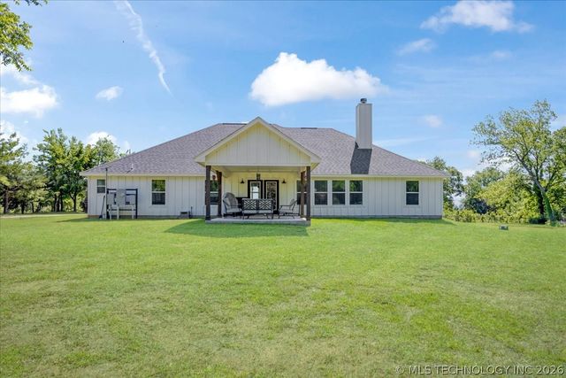 17957 Bridgeview Road, Madill, OK 73446