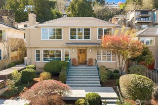 453 McGilvra Boulevard E, Seattle, WA 98112