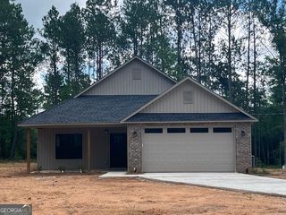 645-D W Hwy 22, Milledgeville, GA 31061