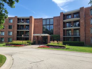1505 E Central Road 312B, Arlington Heights, IL 60005