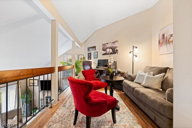 124 Bluebird Dr 4C, Hillsborough Twp., NJ 08844