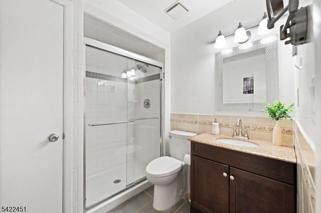 124 Bluebird Dr 4C, Hillsborough Twp., NJ 08844