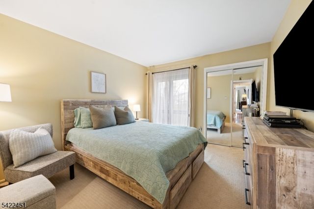 124 Bluebird Dr 4C, Hillsborough Twp., NJ 08844