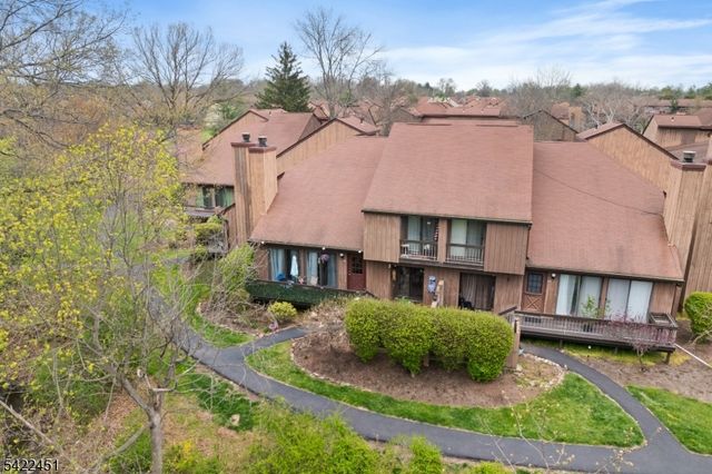 124 Bluebird Dr 4C, Hillsborough Twp., NJ 08844