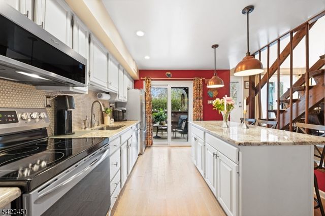 124 Bluebird Dr 4C, Hillsborough Twp., NJ 08844