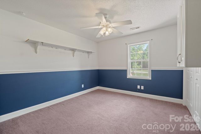 114 Glenwood Valley Drive, Harmony, NC 28634