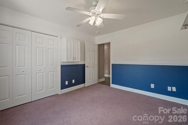 114 Glenwood Valley Drive, Harmony, NC 28634