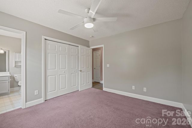 114 Glenwood Valley Drive, Harmony, NC 28634