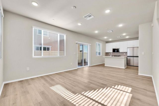 28381 Via Solero, Temecula, CA 92591