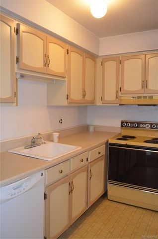30789 Shiawassee Road 9, Farmington, MI 48336