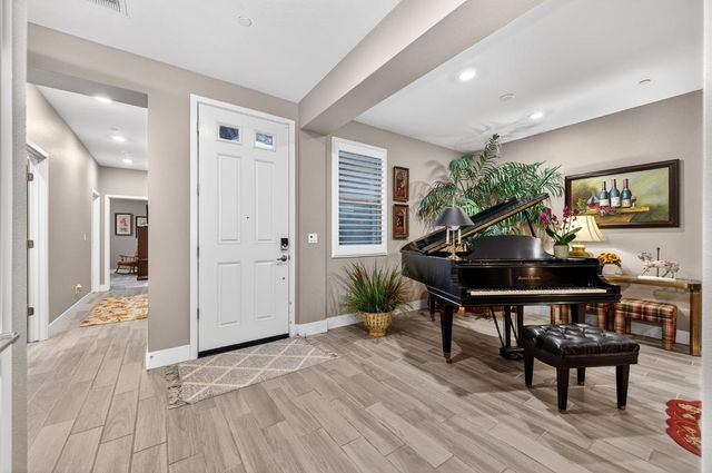 12755 Blueblanc Way, Rancho Cordova, CA 95742