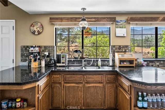 984 Pinon Road, Pinon Hills, CA 92372