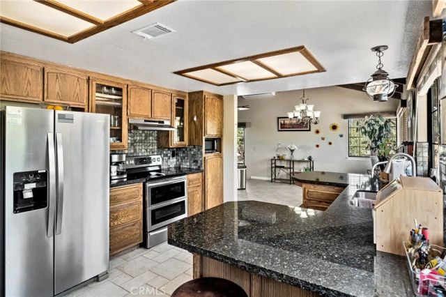 984 Pinon Road, Pinon Hills, CA 92372