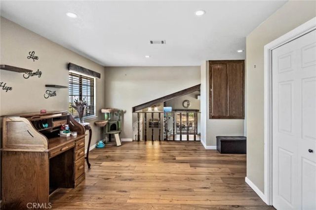 984 Pinon Road, Pinon Hills, CA 92372