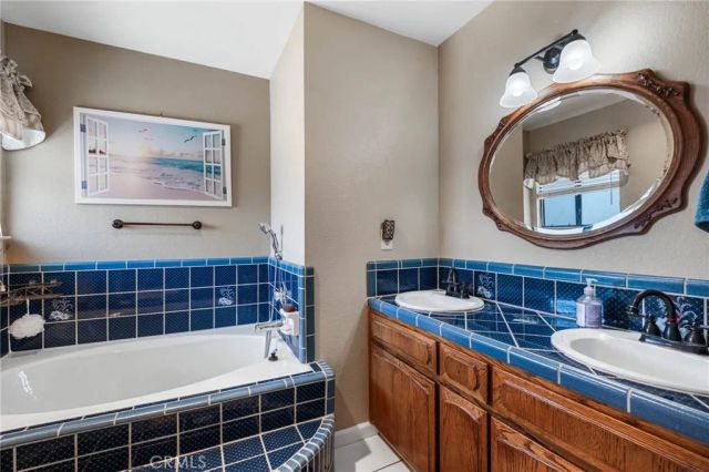 984 Pinon Road, Pinon Hills, CA 92372