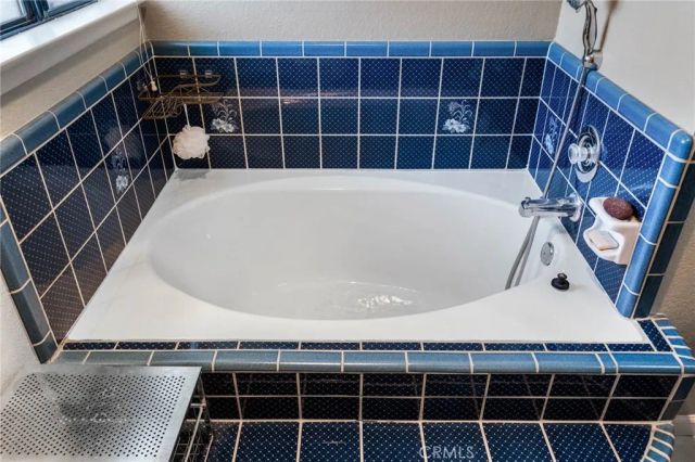 984 Pinon Road, Pinon Hills, CA 92372